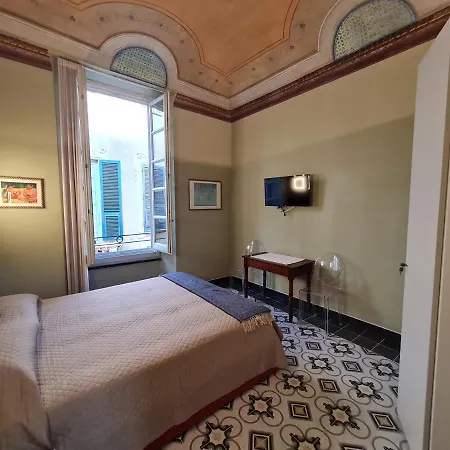 Bed and breakfast Residenza D'epoca La Nostra Casa Tra Le Torri 3*