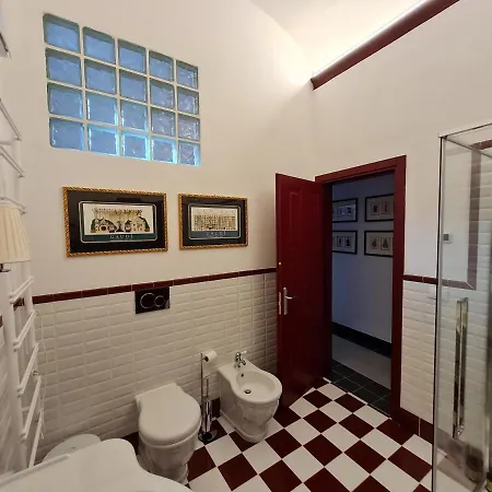 Residenza D'epoca La Nostra Casa Tra Le Torri Bed and breakfast
